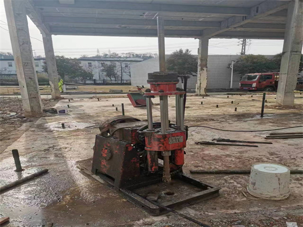 西山袖阀管小导管注浆加固施工工艺